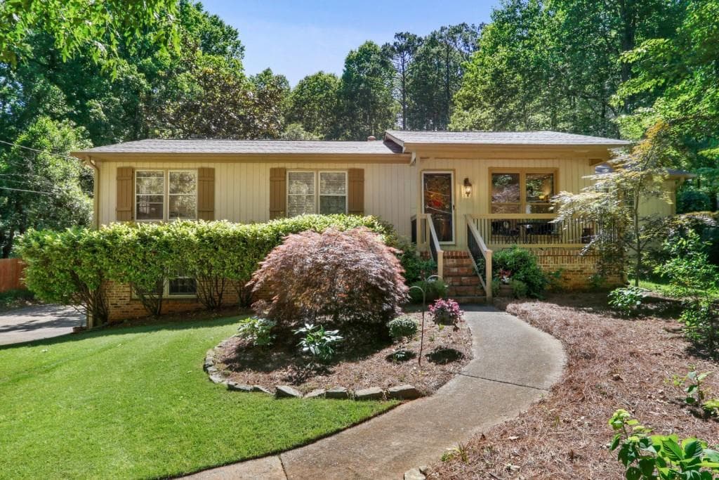 3 bedroom, 2 bathroom, 1,467 sq ft single family residence sold at 3190 Terrace Drive, Marietta, GA 30066