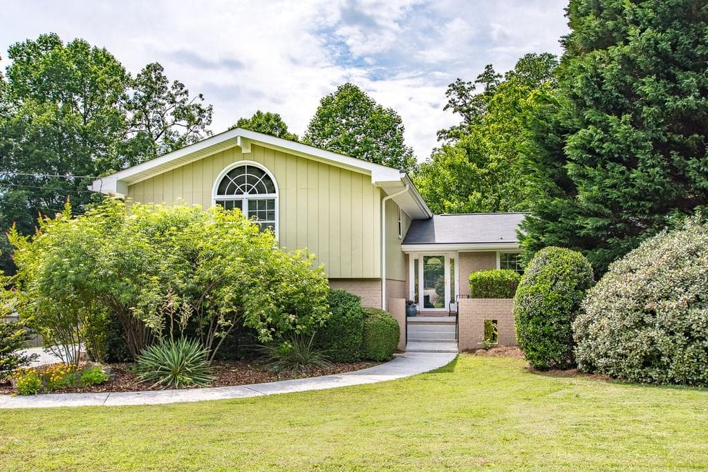 4846 Coldstream Drive, Dunwoody, GA 30360 — most recent listing photo