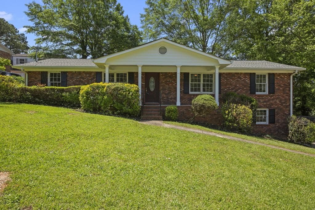 468 Windol Court, Marietta, GA 30066 — most recent listing photo