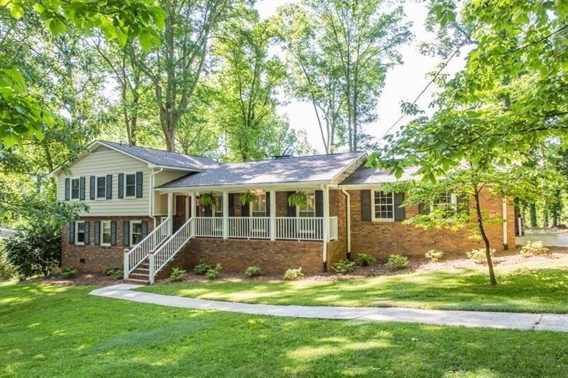 2620 Beckwith Trail, Marietta, GA 30068 — most recent listing photo