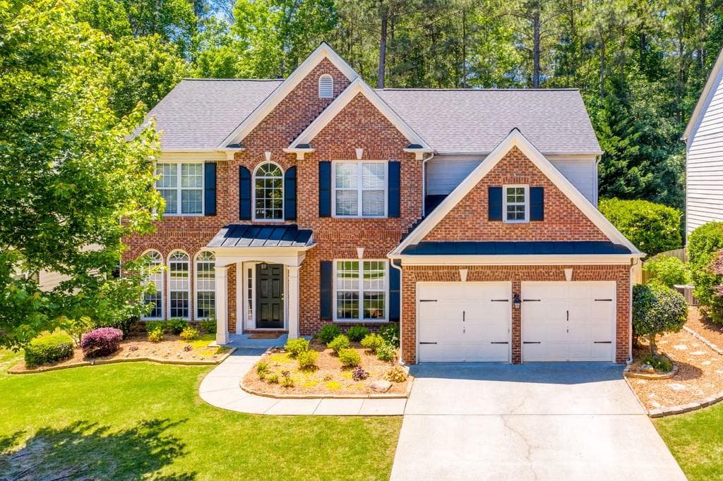 5 bedroom, 3 bathroom, 3,219 sq ft single family residence sold at 207 Tyler Drive, Woodstock, GA 30188