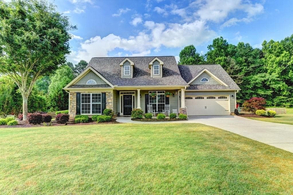 203 RAVEN Ridge, Jefferson, GA 30549 — most recent listing photo