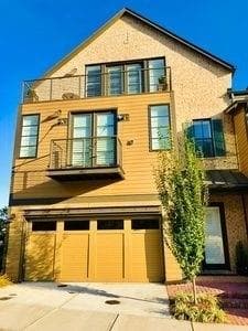 4 bedroom, 4 bathroom, 3,980 sq ft townhouse sold at 104 OVERTURE Drive, Alpharetta, GA 30009