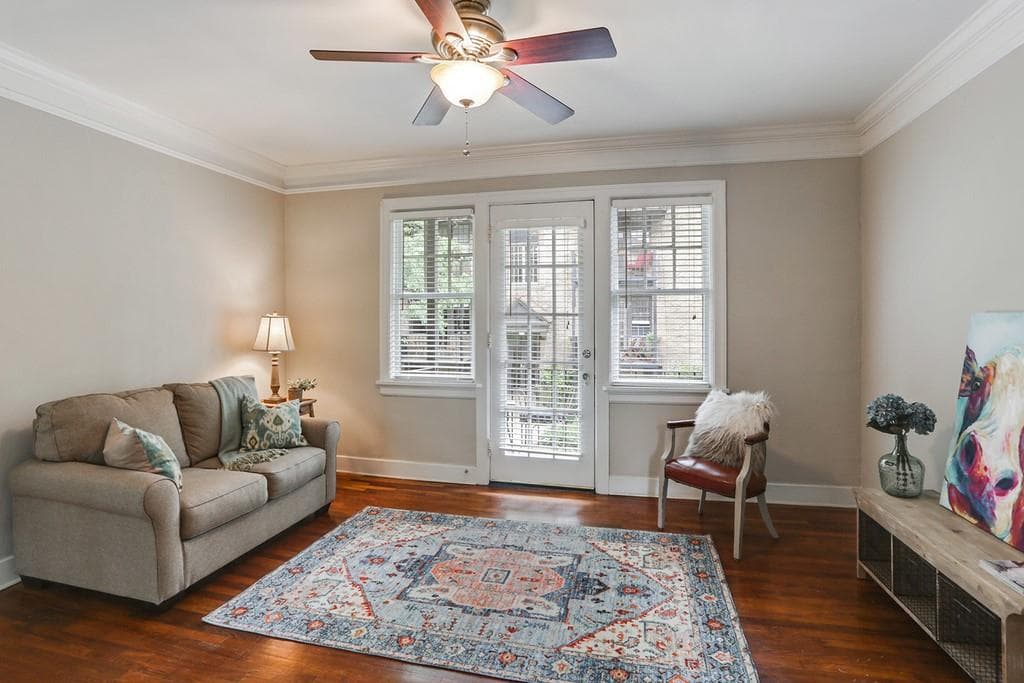 2 bedroom, 1 bathroom condominium sold at 677 Somerset Terrace D1, Atlanta, GA 30306