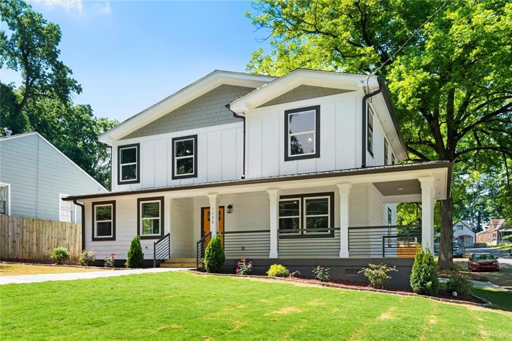 4 bedroom, 3 bathroom, 2,775 sq ft single family residence sold at 1608 Linda Way, Atlanta, GA 30310