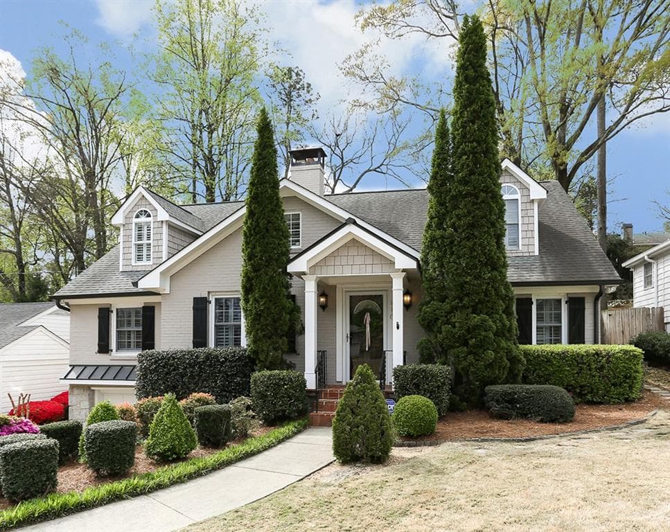 4 bedroom, 4 bathroom, 3,200 sq ft single family residence sold at 816 Longwood Drive, Atlanta, GA 30305