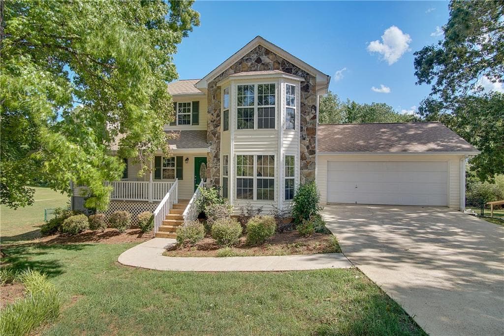 4910 Surrey Place, Flowery Branch, GA 30542 — most recent listing photo