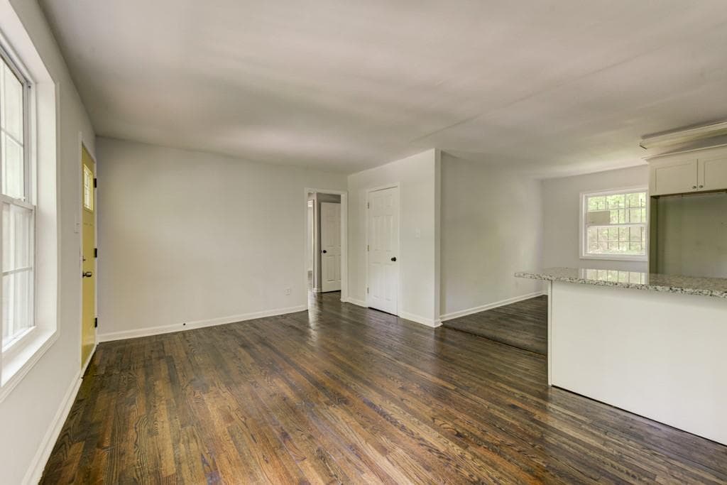 2500 Swallow Circle, Atlanta, GA 30315 — most recent listing photo