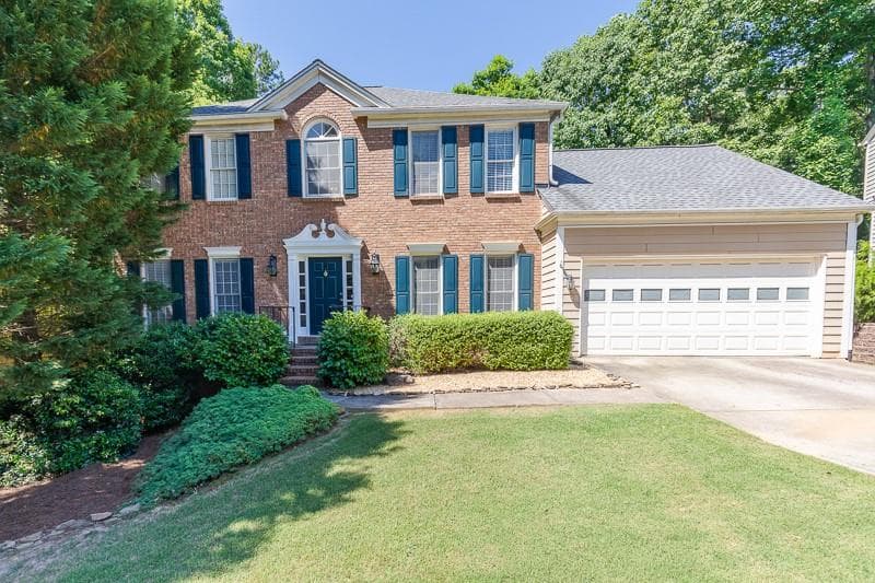 3 bedroom, 3 bathroom, 2,278 sq ft single family residence sold at 4865 Tanners Spring Drive, Alpharetta, GA 30022