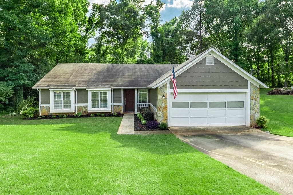 250 Leigh Kay Drive, Lawrenceville, GA 30046 — most recent listing photo