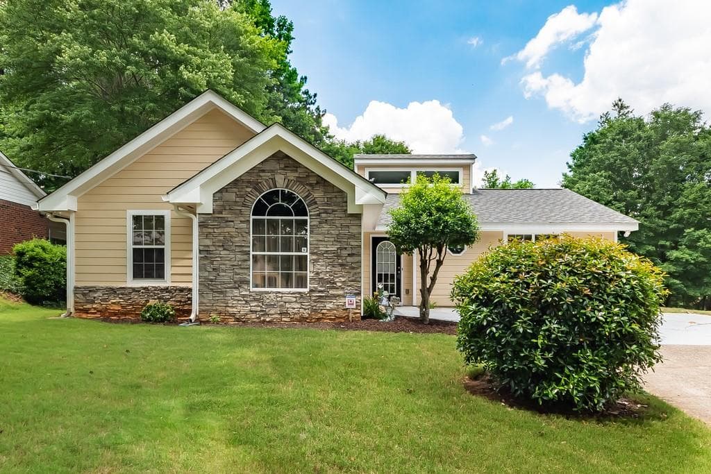 1261 Daniel Lane, Lawrenceville, GA 30046 — most recent listing photo