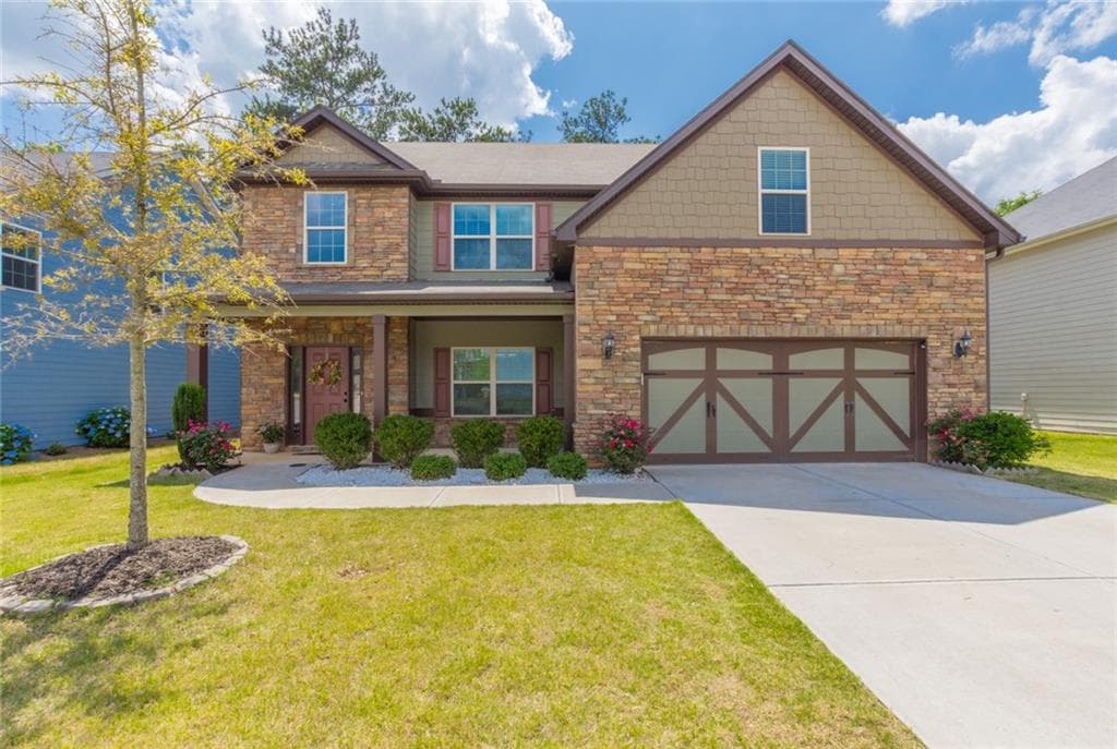 305 Cliffhaven Circle, Newnan, GA 30263 — most recent listing photo