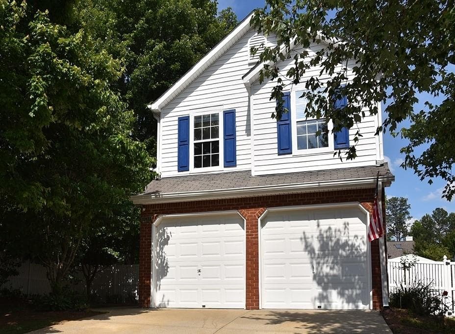 3 bedroom, 3 bathroom, 1,386 sq ft single family residence sold at 13411 Harpley Court, Alpharetta, GA 30004