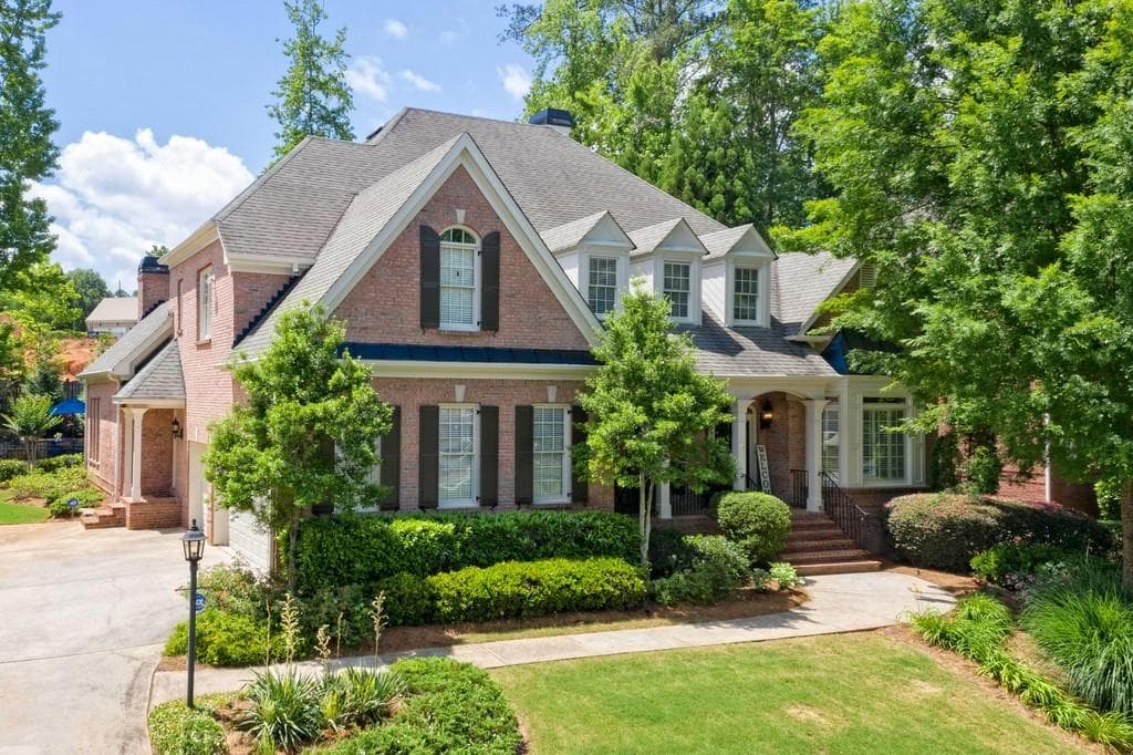 5 bedroom, 7 bathroom, 4,221 sq ft single family residence sold at 4516 MONET Drive, Roswell, GA 30075