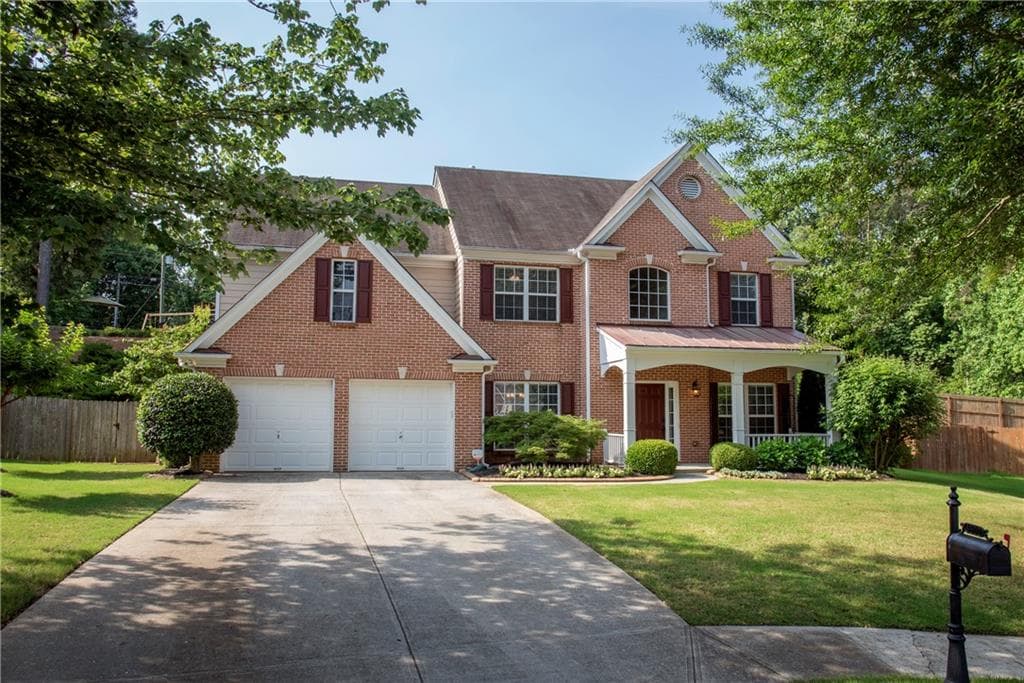 4 bedroom, 3 bathroom, 2,727 sq ft single family residence sold at 3600 Devenwood Way, Buford, GA 30519