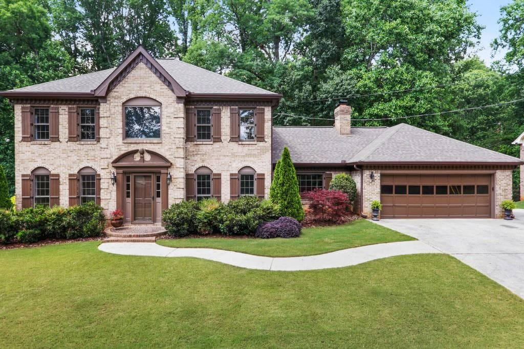 2470 Midvale Forest Drive, Tucker, GA 30084 — most recent listing photo