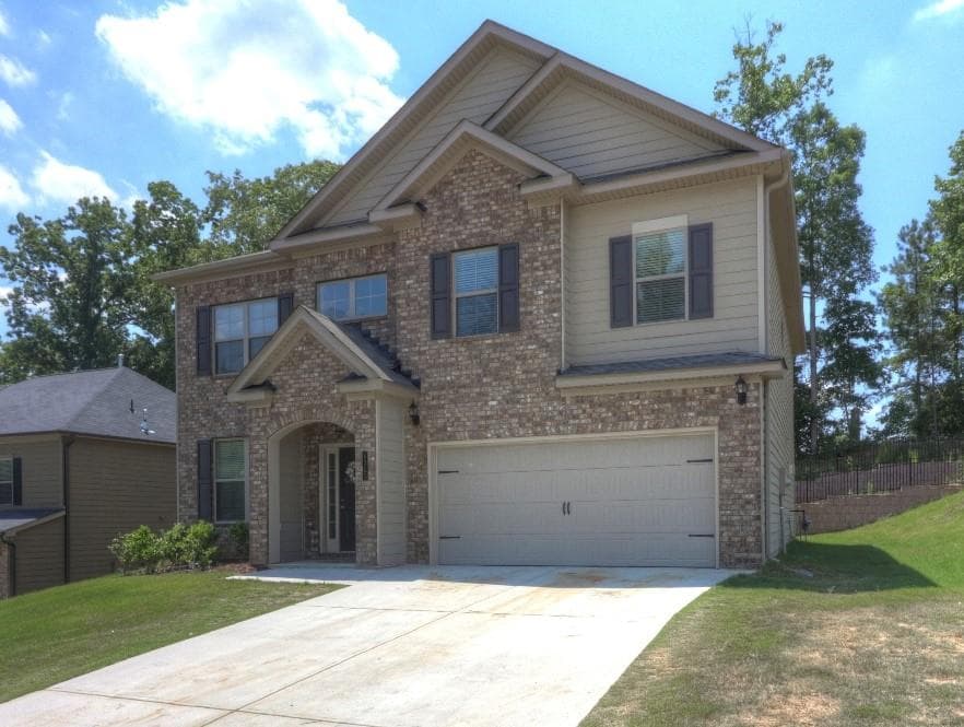 4 bedroom, 3 bathroom, 2,968 sq ft single family residence sold at 4355 Luke Way, Ellenwood, GA 30294