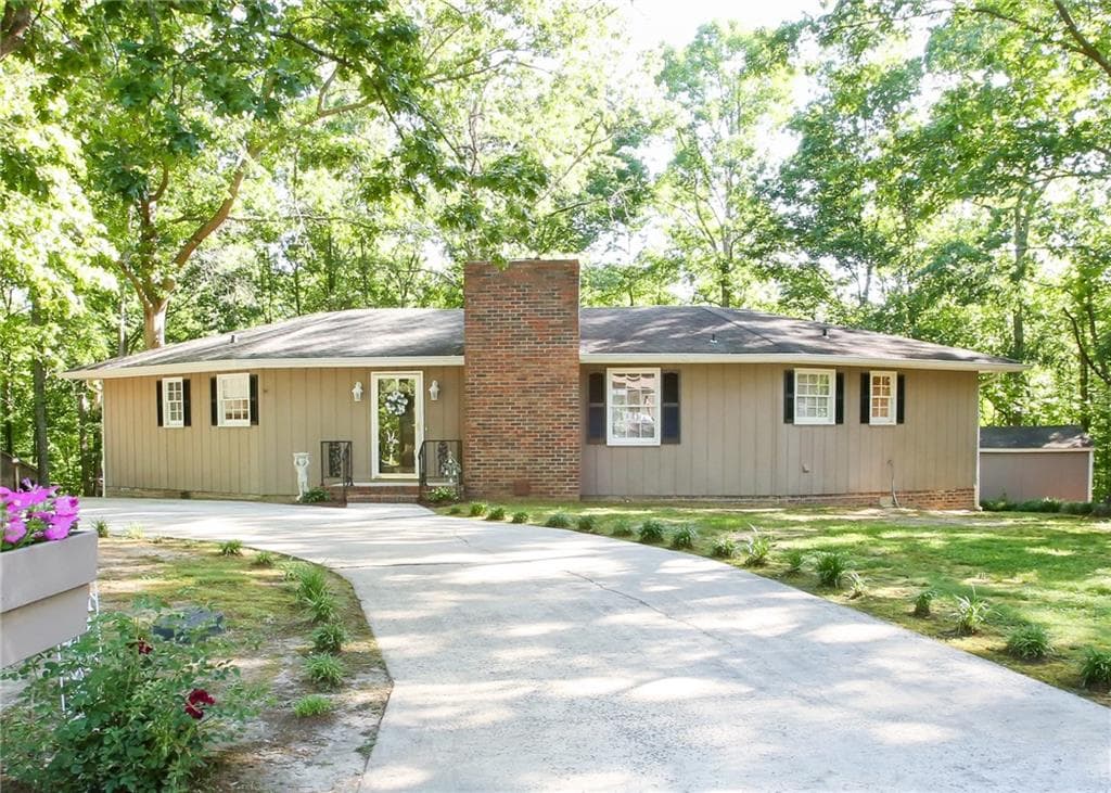 17 Oak Knoll Lane, Cedartown, GA 30125 — most recent listing photo