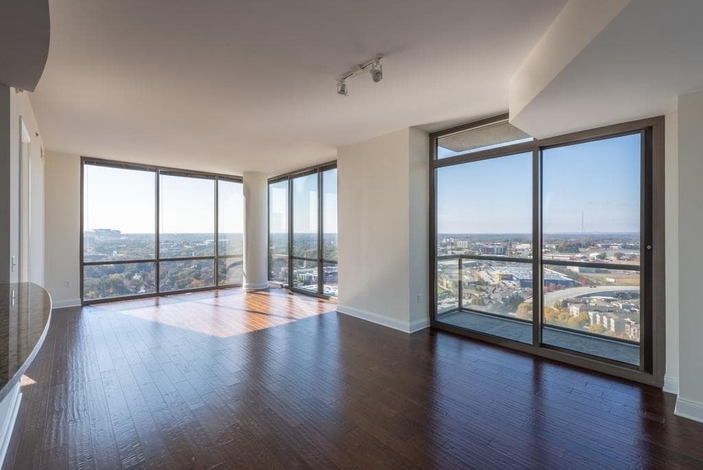 2 bedroom, 3 bathroom, 1,536 sq ft condominium sold at 270 17th Street 3009, Atlanta, GA 30363
