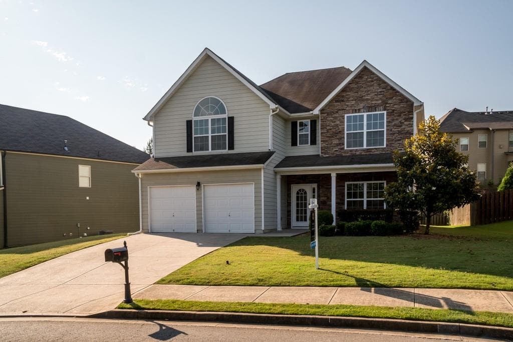 3905 Pointe Vecchio Circle, Cumming, GA 30040 — most recent listing photo