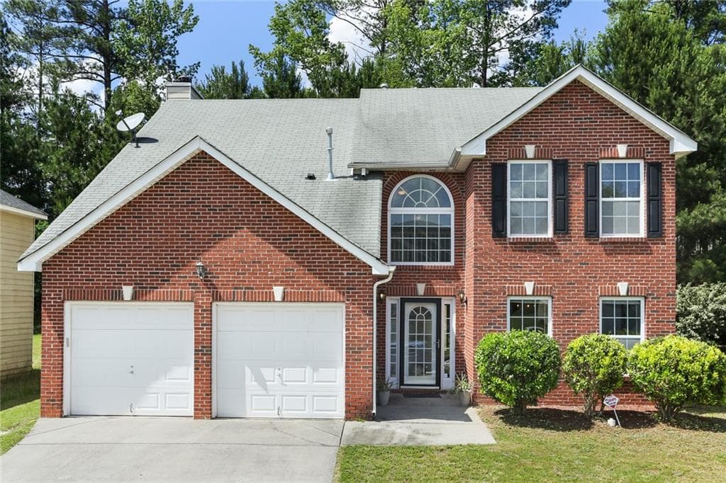 4 bedroom, 3 bathroom, 2,270 sq ft single family residence sold at 6217 Selborn Drive, Atlanta, GA 30331