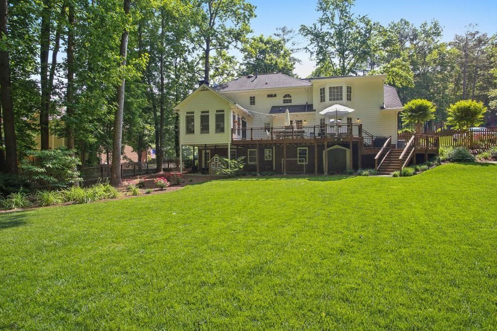 380 Saddlebrook Drive, Roswell, GA 30075 — most recent listing photo