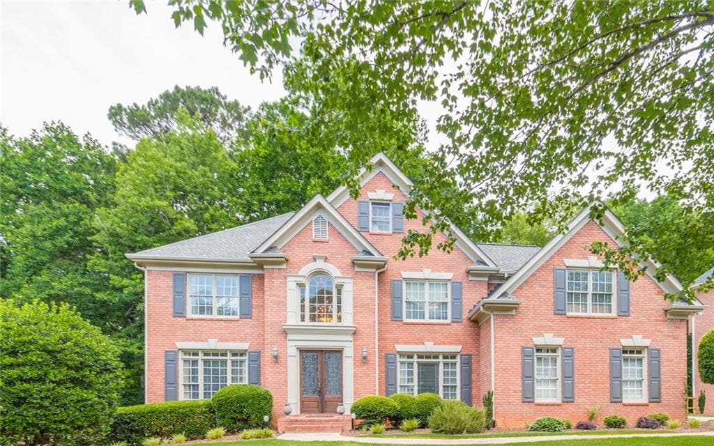 5 bedroom, 5 bathroom, 3,543 sq ft single family residence sold at 365 Satterwhite Drive, Johns Creek, GA 30022