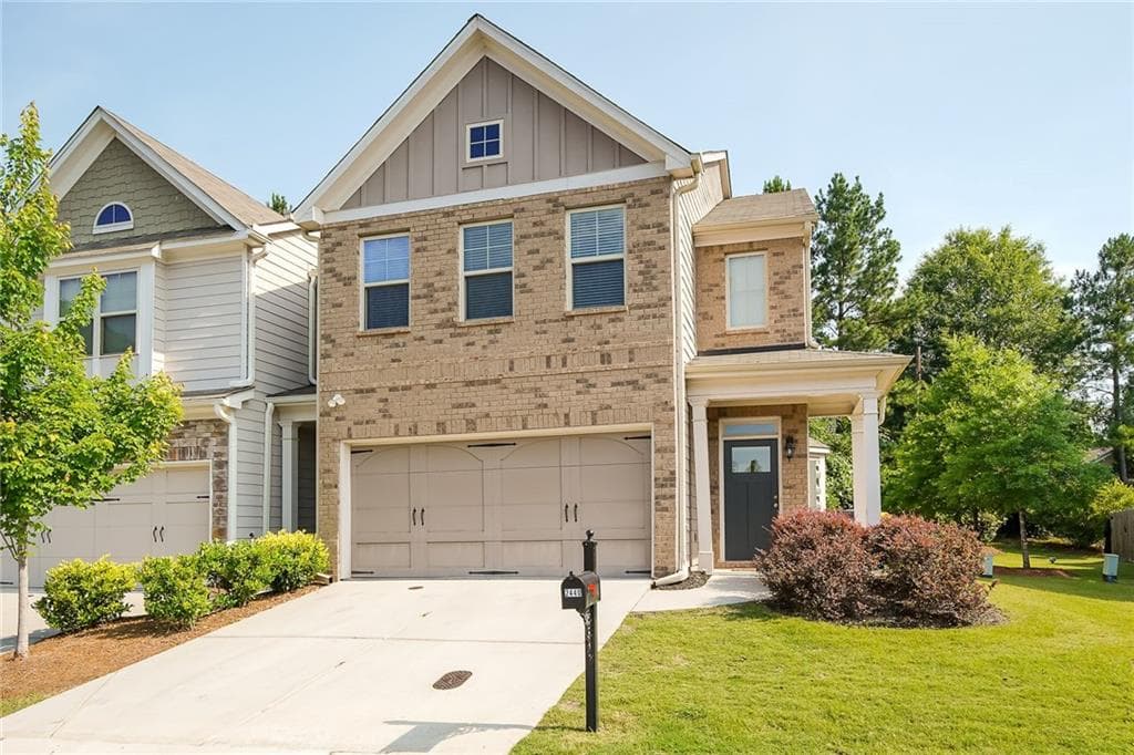 3 bedroom, 3 bathroom, 2,040 sq ft townhouse sold at 2440 Whiteoak Run 20, Smyrna, GA 30080