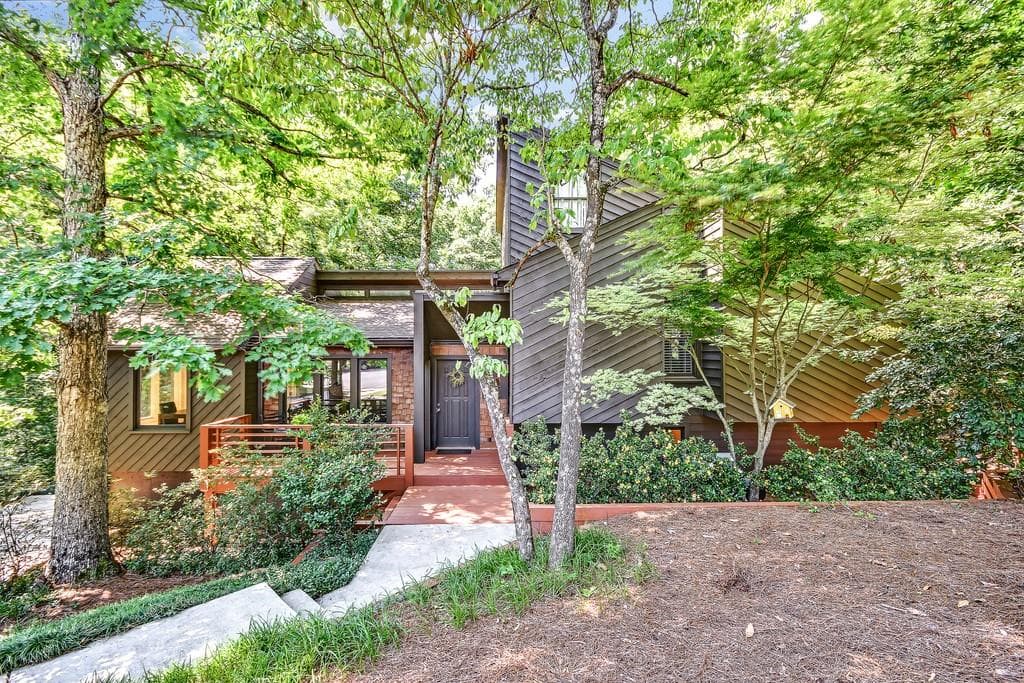 4 bedroom, 3 bathroom, 3,025 sq ft single family residence sold at 155 S FALCON Bluff, Johns Creek, GA 30022