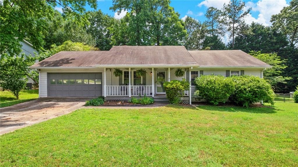 823 Terrace Trace, Lawrenceville, GA 30044 — most recent listing photo