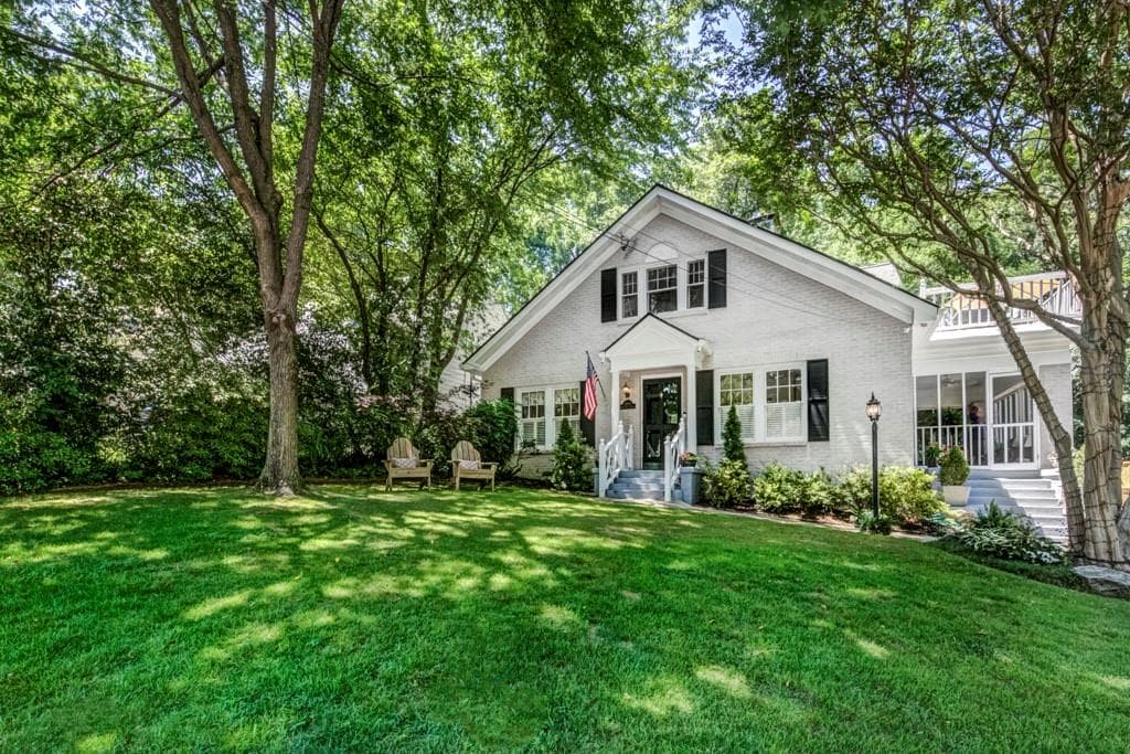4 bedroom, 2 bathroom, 2,196 sq ft single family residence sold at 2900 N Hills Drive, Atlanta, GA 30305
