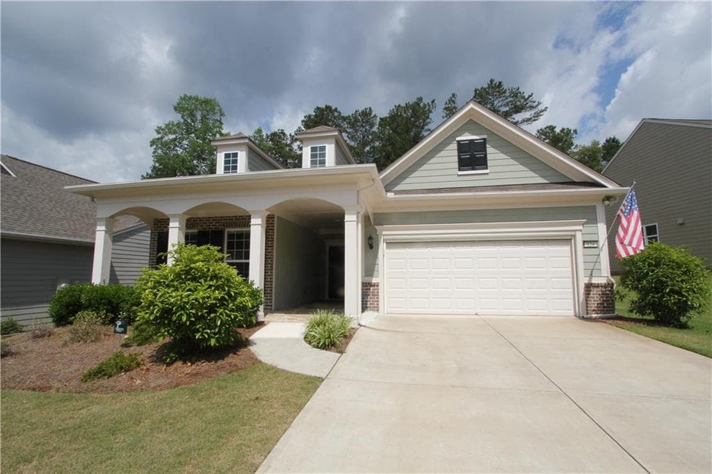 2 bedroom, 2 bathroom, 1,770 sq ft single family residence sold at 124 Riverside Lane, Woodstock, GA 30188