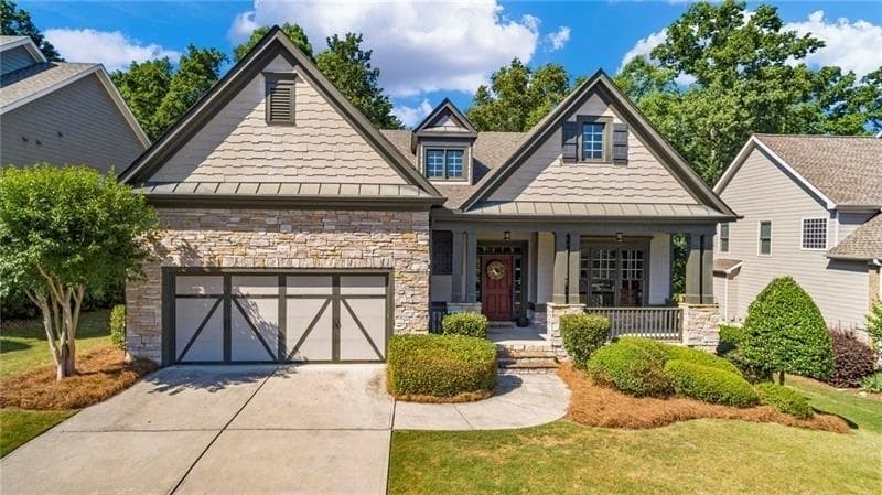 4 bedroom, 4 bathroom, 4,200 sq ft single family residence sold at 7441 WHISTLING DUCK Way, Flowery Branch, GA 30542
