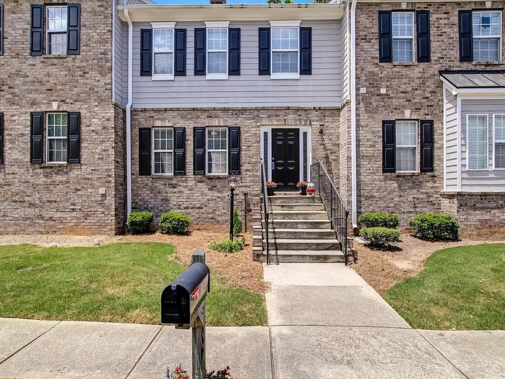 2 bedroom, 4 bathroom, 2,194 sq ft townhouse sold at 5980 Eagle Tiff Lane, Sugar Hill, GA 30518