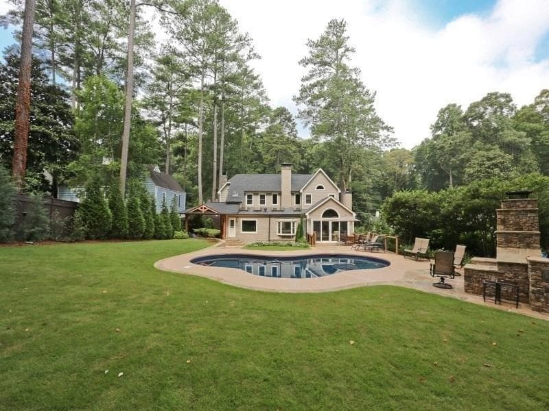 4 bedroom, 3 bathroom, 3,022 sq ft single family residence sold at 3889 Wieuca Terrace, Atlanta, GA 30342