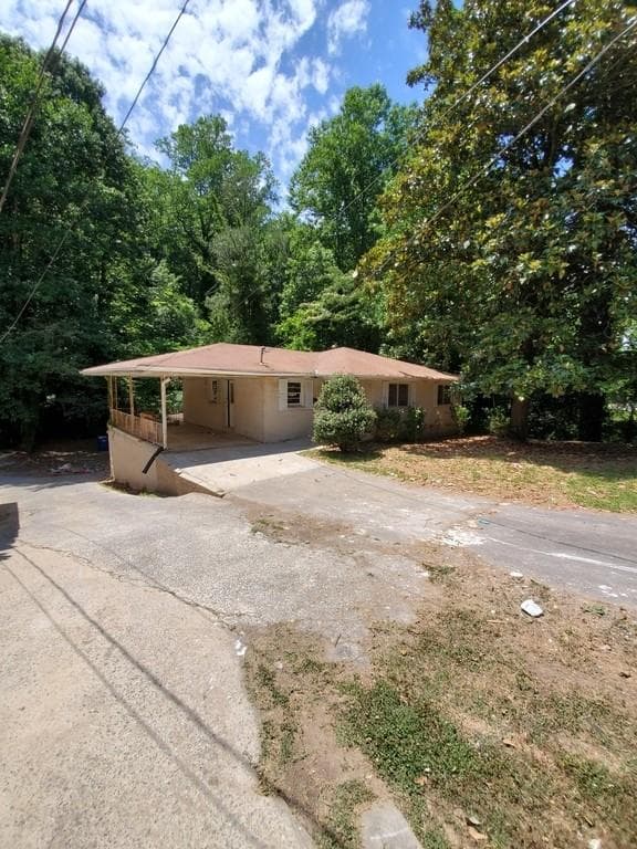 3 bedroom, 2 bathroom, 1,100 sq ft single family residence sold at 446 Waterford Road, Atlanta, GA 30318