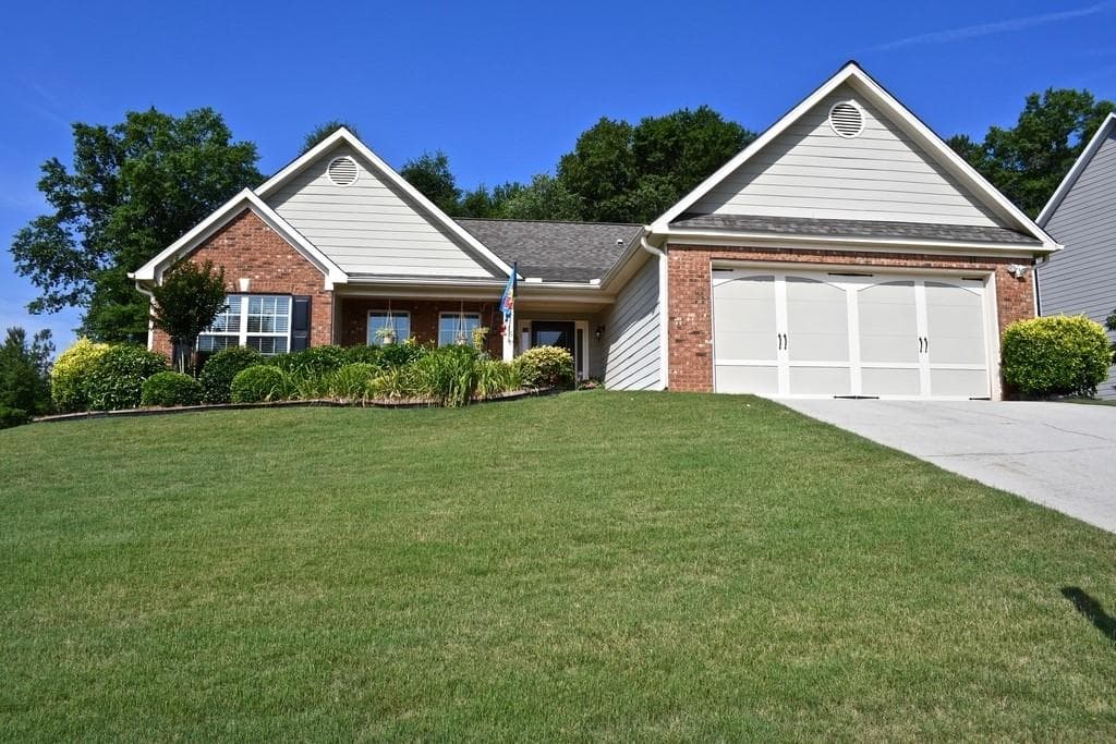 715 SANDSTONE Trail, Jefferson, GA 30549 — most recent listing photo
