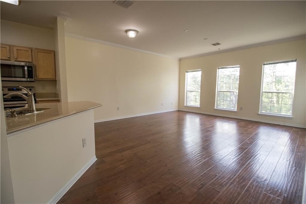 5641 Roswell Road 108, Sandy Springs, GA 30342 — most recent listing photo