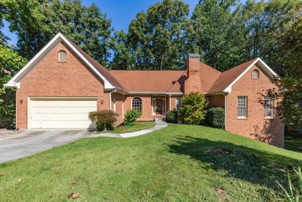 4 bedroom, 4 bathroom, 5,220 sq ft single family residence sold at 1084 OAK MOSS Drive, Lawrenceville, GA 30043