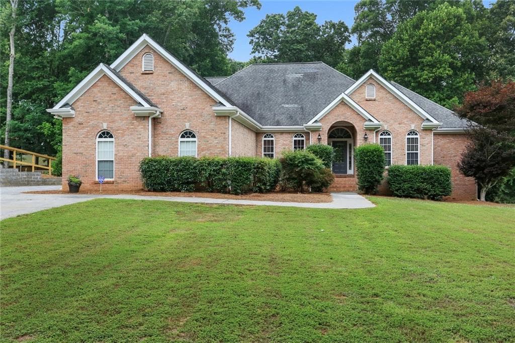 4 bedroom, 4 bathroom, 3,387 sq ft single family residence sold at 5095 Hill Road, Acworth, GA 30101