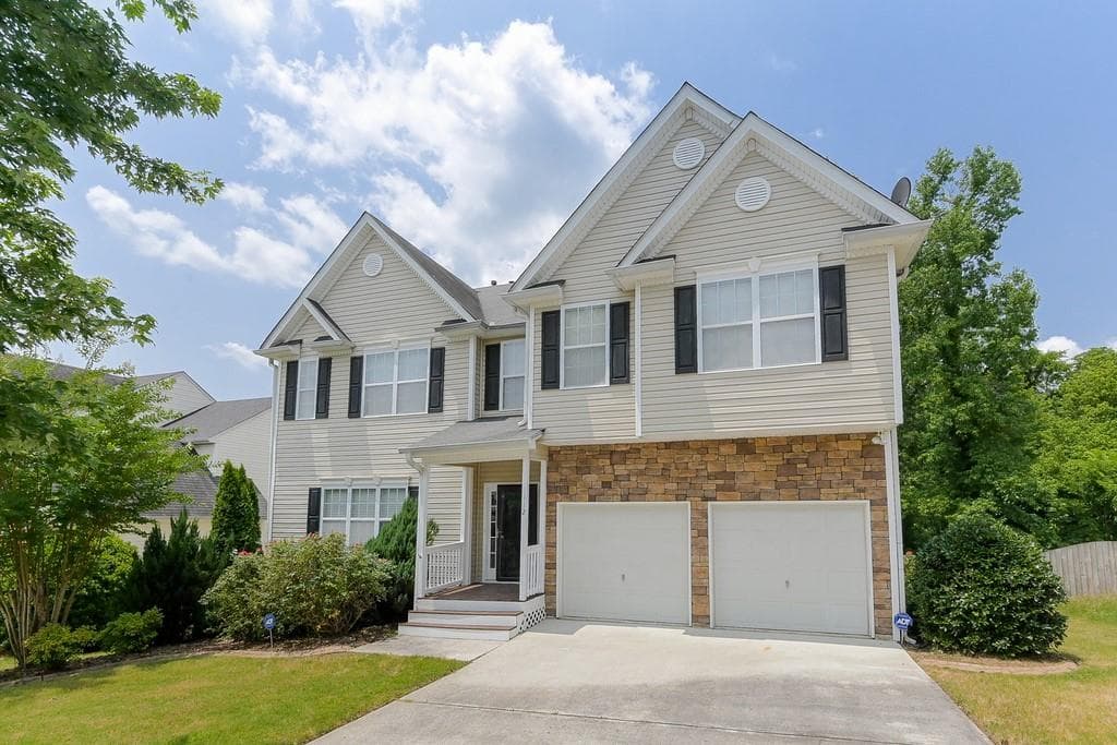 5 bedroom, 5 bathroom, 3,760 sq ft single family residence sold at 112 W SKYLINE View, Dallas, GA 30157