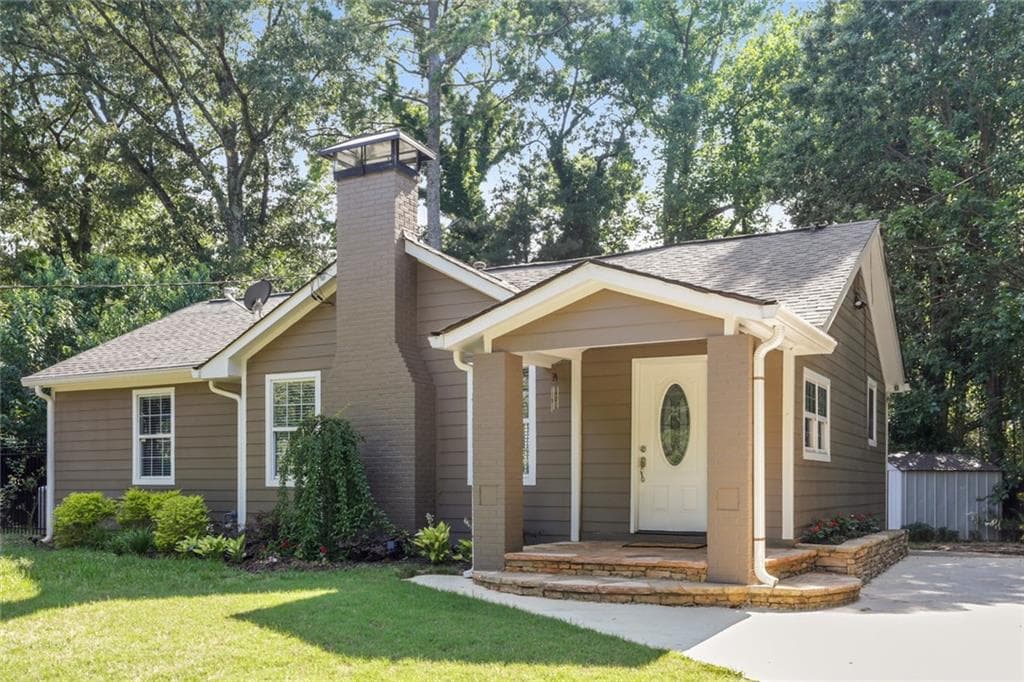 2 bedroom, 1 bathroom, 1,134 sq ft single family residence sold at 1541 Wellswood Drive, Atlanta, GA 30315