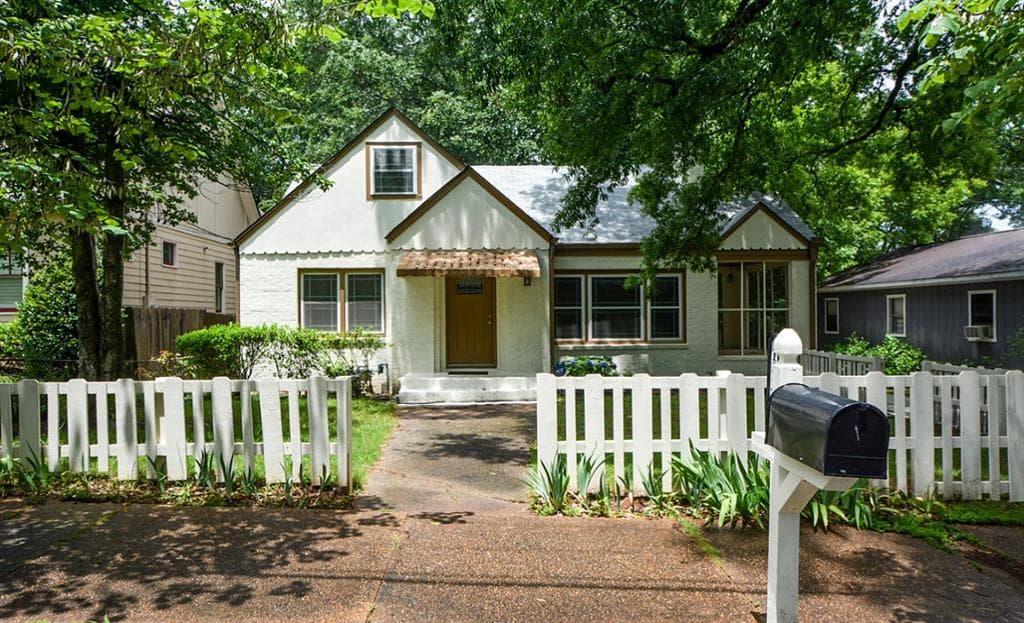 3 bedroom, 2 bathroom, 2,045 sq ft single family residence sold at 1424 Newton Avenue, Atlanta, GA 30316