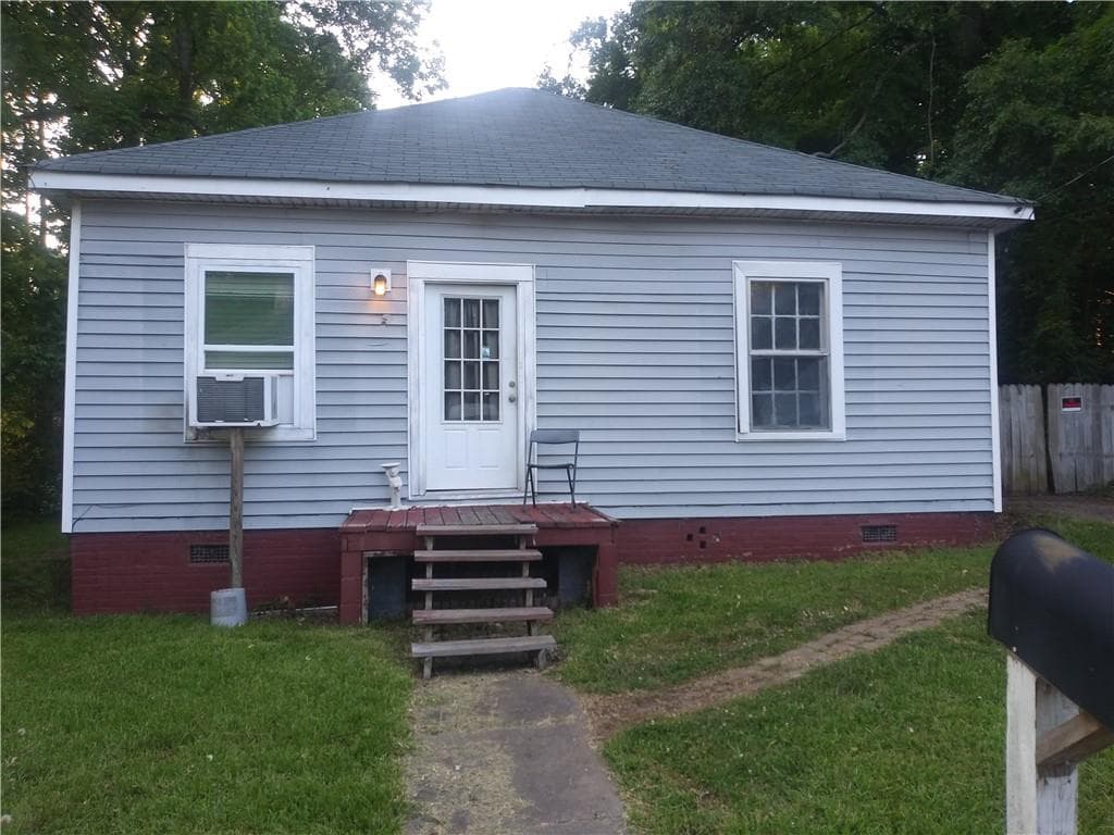 2 bedroom, 1 bathroom single family residence sold at 911 Georgia Avenue, LaGrange, GA 30241