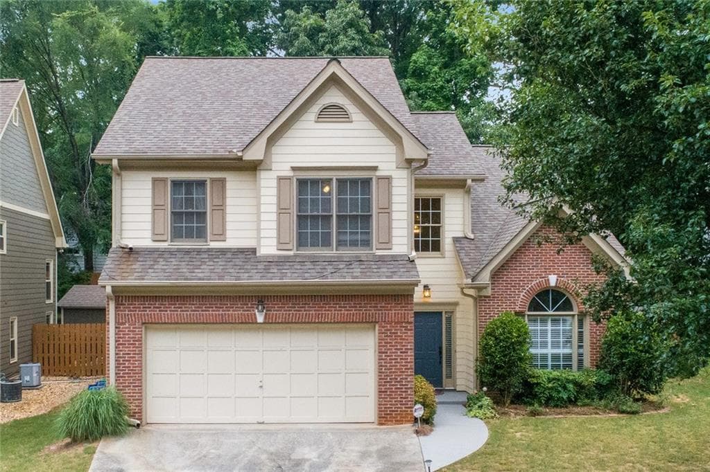 3 bedroom, 3 bathroom, 2,297 sq ft single family residence sold at 3012 Frazier Woods Road, Decatur, GA 30033