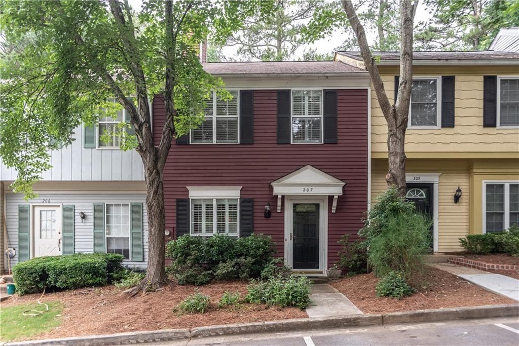 207 Wedgewood Way, Sandy Springs, GA 30350 — most recent listing photo