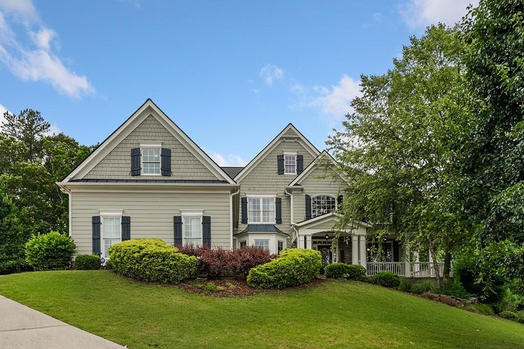 7 bedroom, 6 bathroom, 7,000 sq ft single family residence sold at 306 Wildflower Walk, Canton, GA 30114