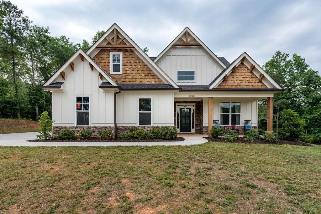 3 bedroom, 4 bathroom, 2,745 sq ft single family residence sold at 1228 Upper Burris Road, Canton, GA 30114