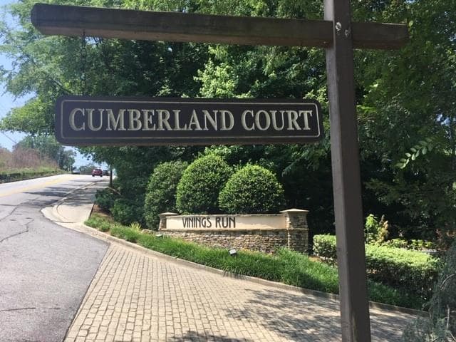 806 Cumberland Court 806, Smyrna, GA 30080 — most recent listing photo
