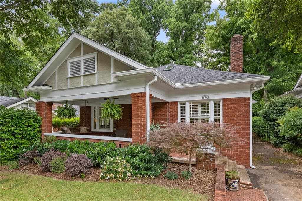 3 bedroom, 3 bathroom single family residence sold at 870 Courtenay Drive, Atlanta, GA 30306